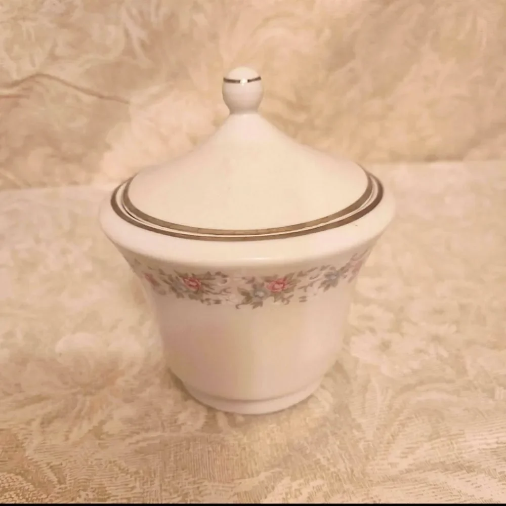 Cmielow Made In Poland Sugar Dish with Lid Flowers & Silver Trim